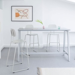 High office table with metal legs - Ogi
