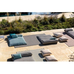 Upholstered Daybed for Outdoor - Wave Lounge