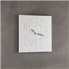 Wall clock in matt lacquered mdf