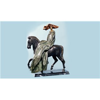 Bronze statue with marble base - Modern Amazon