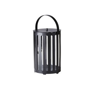 Outdoor Design Lantern in Aluminum - Lighttube | Cane-Line