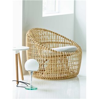 Poltrona di Design in Rattan Intrecciato a Mano - Nest | Cane-Line