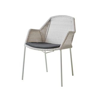 Outdoor Stackable Chair in Rattan - Breeze | Cane-Line