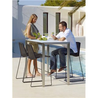 Stackable Outdoor Stool in Rattan - Breeze | Cane-Line