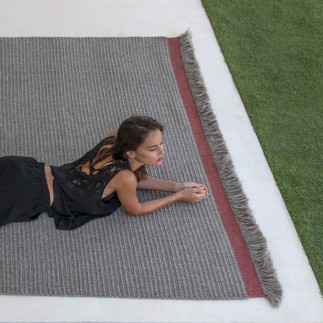 Outdoor synthetic fiber carpet- Ribs - ISA Project