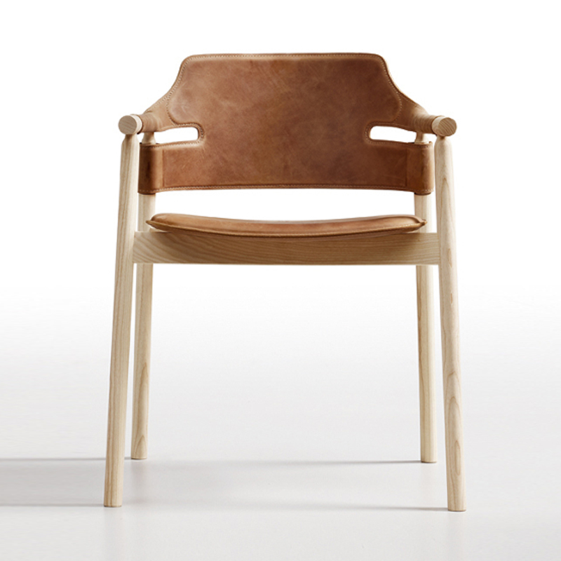 Leather Chair with Wooden Legs - Suite | Midj