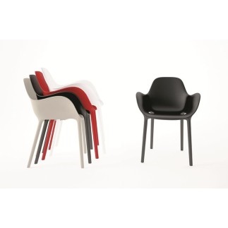 Stackable Chair with Armrests - Sabinas | Vondom