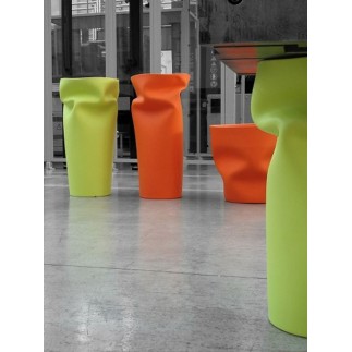 Design Vase in Polyethylene - Saving Space | ISA Project