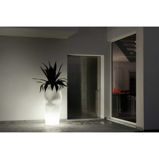Design Vase in Polyethylene - Saving Space | ISA Project