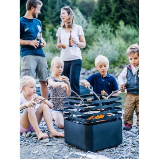 Barbecue in rusty or black steel / brazier - Cube | ISA