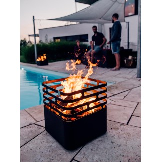 Barbecue in corten o acciaio nero / Braciere - Cube | ISA Project