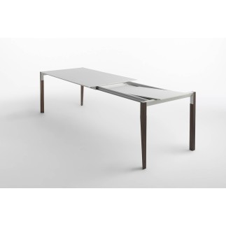 Extendable Table with Woodden Legs - Tango | Horm