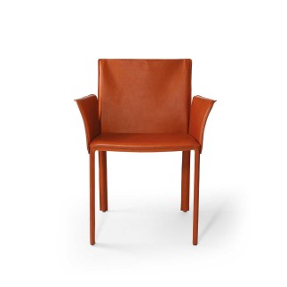 Armchair upholstered in leather - Yuta