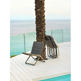 Outdoor Folding Lounge Chair - Traveller | Cane-line