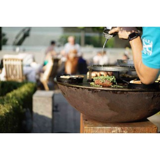 Barbecue Corten o Nero con Mobile Contenitore - Piatto | ISA Project