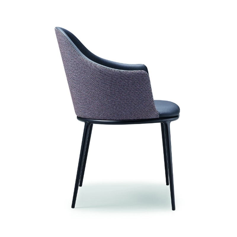 Sedia rivestita con braccioli - Lea | Midj