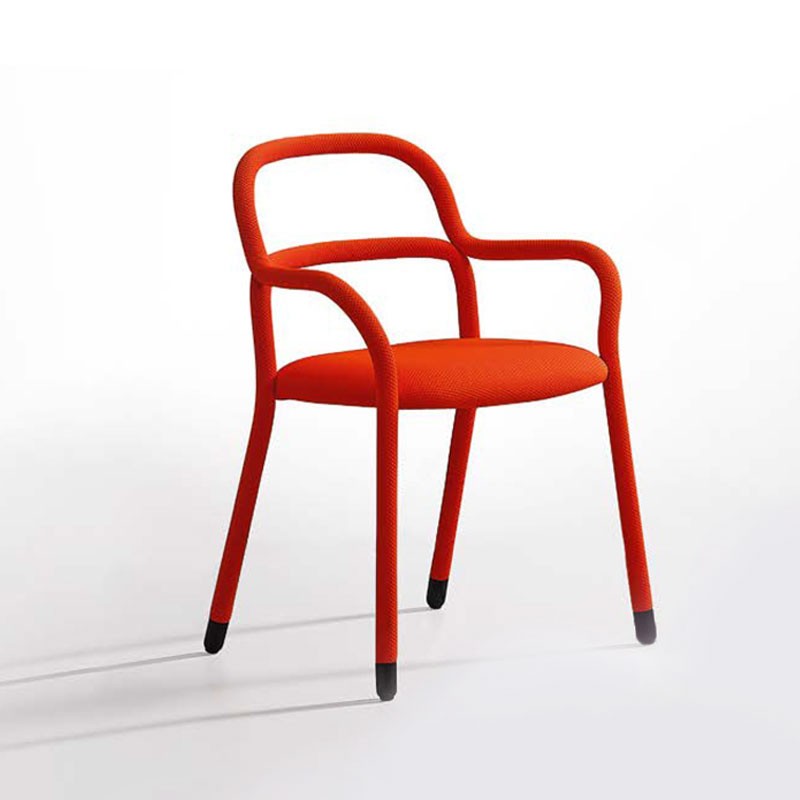 Sedia con braccioli in tessuto e similpelle - Pippi | Midj