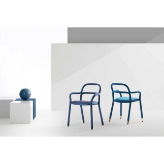 Chair with Armrests - Pippi | Modern Design Chairs | ISA Project