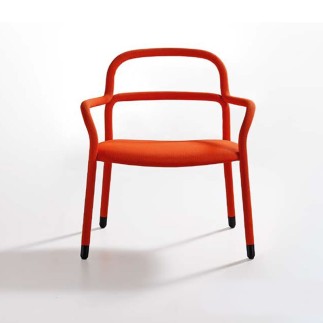 Lounge chair with armrests in fabric and leatherette - Pippi | Midj