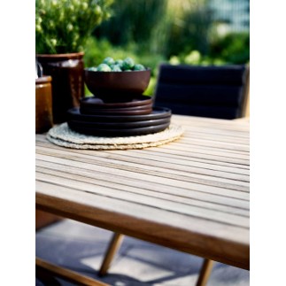 Outdoor Square Folding Table in Wood - Flip | Cane-line