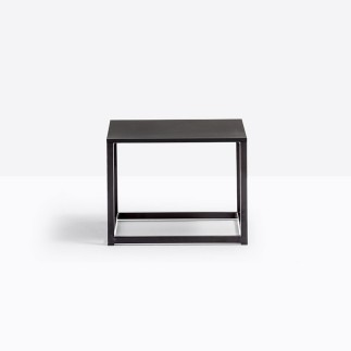 Small Marble Coffee Table - Code | ISA Project