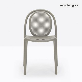 100% Recycled Stackable Outdoor Chair - Remind | IsaProject