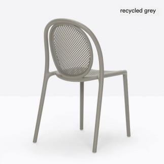 100% Recycled Stackable Outdoor Chair - Remind | IsaProject