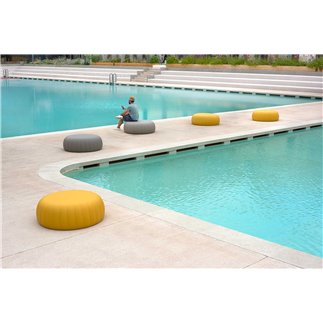 Outdoot Pouf in Soft Polyurethane - Gelee Grand | IsaProject