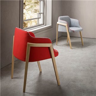 Poltroncina di design con gambe in legno - Chevalet BL