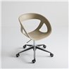 Office chair with wheels - Moema