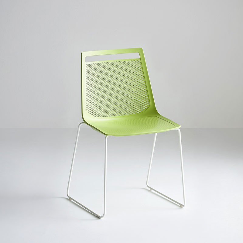 Stackable office chair - Akami S | Gaber