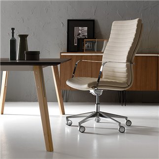 Executive Armchair - Aurora | Design Online Furniture | Quinti