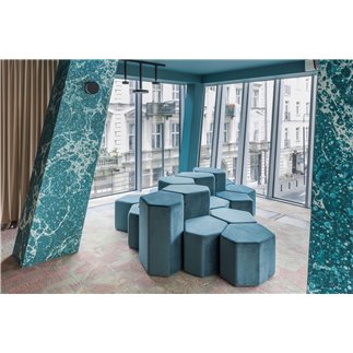 Coloured pouf waiting room - Bazalto | IsaProject