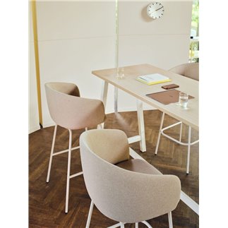 High office table with metal legs - Ogi | IsaProject