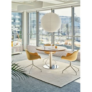 Upholstered Chair for Meeting Room - Baltic | IsaProject