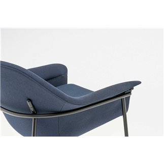 Design Armchair for Waiting Room - Ismo | IsaProject