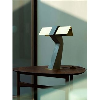 LED Lamp in Concrete and Steel - Tau | ISA Project