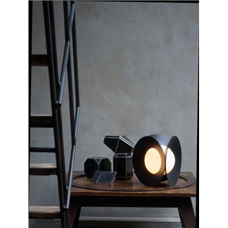 LED Table Lamp - Armen | ISA Project