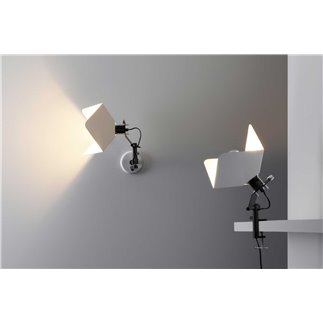 Wall lamp of the 70s - Triedro | IsaProject