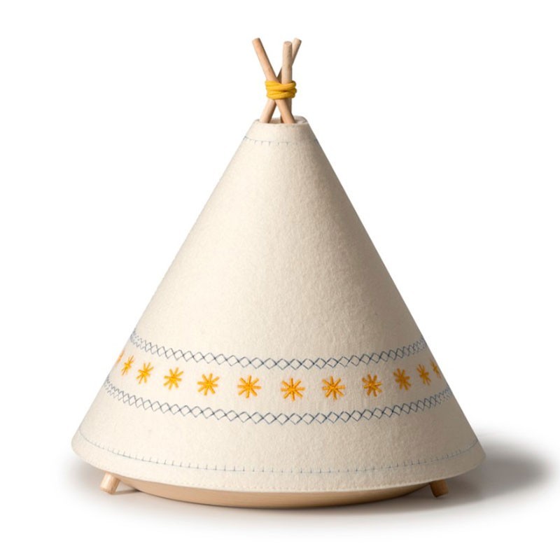 Tipi table lamp in wood and fabric - Lamps - ISA Project