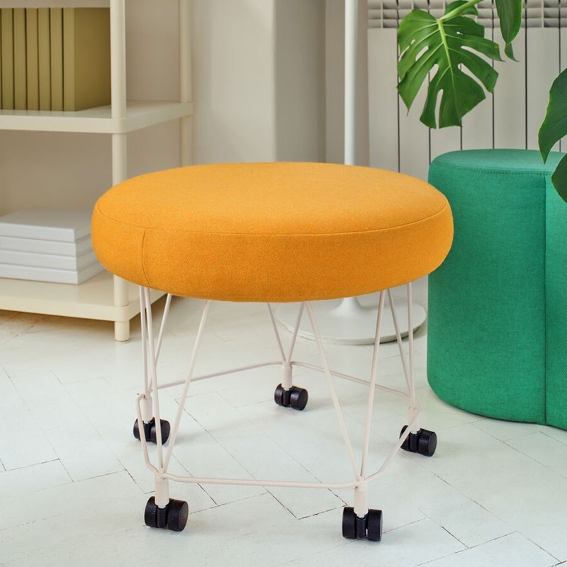 Upholstered Pouf with Wheels - Pental | MDD