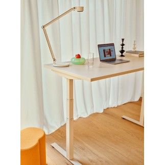 Operativ Desk with Adjustable Height - Ogi Drive | MDD