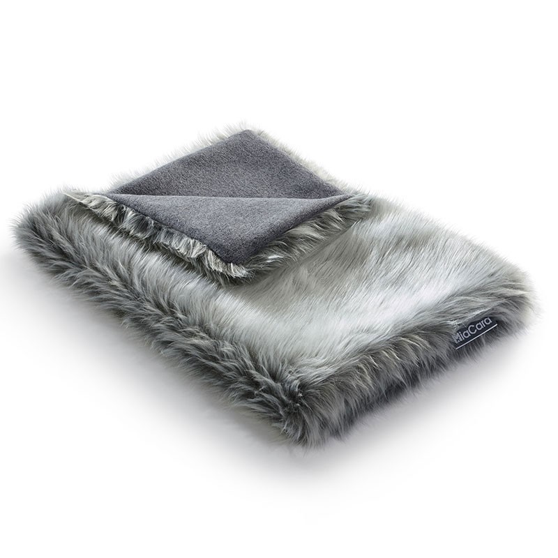 Blanket for dog and cat in faux fur - Lana | Miacara