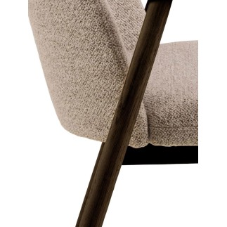 Upholstered Chair with Wooden Legs and Armrests - Leo | Isarreda