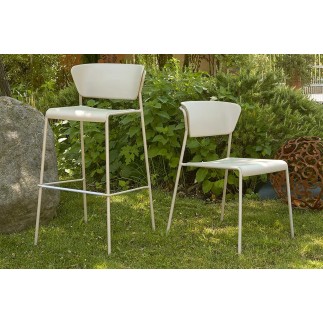 Stackable Scab Stool in Recycled Plastic - Lisa Go Green | Scab