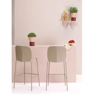 Stackable Stool in Recycled Plastic - Mentha Go Green | Scab