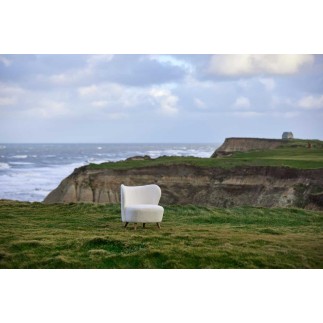 Upholstered Lounge Chair - Crosby | Isarreda