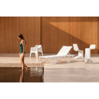 Fixed Outdoor Stool - Voxel | Vondom