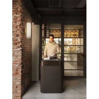Retro-Style Reception Counter – Cordiale Welcome