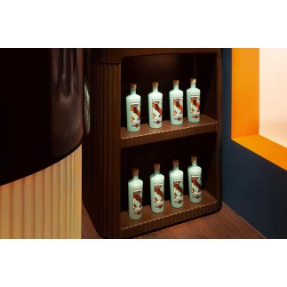 Retro-Style Reception Counter – Cordiale Welcome | Slide